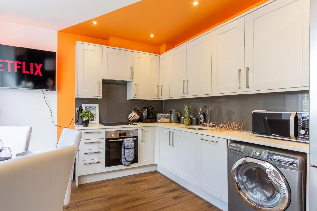 Bright Cheery 4 Bd Apartment By Brighton Station Exterior photo
