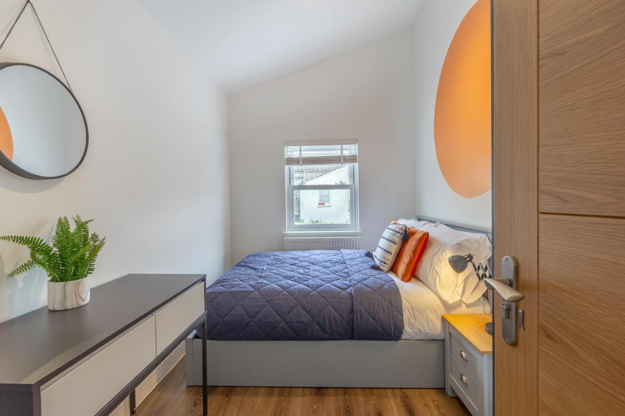 Bright Cheery 4 Bd Apartment By Brighton Station Exterior photo